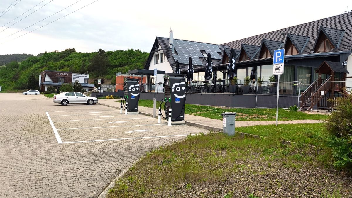 Infrastructure of the Future from GreenWay: 68 New Ultra-Fast Charging Locations in Slovakia and Poland